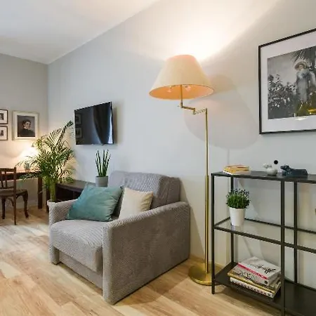 Apartment Viktoria, Kordeckiego